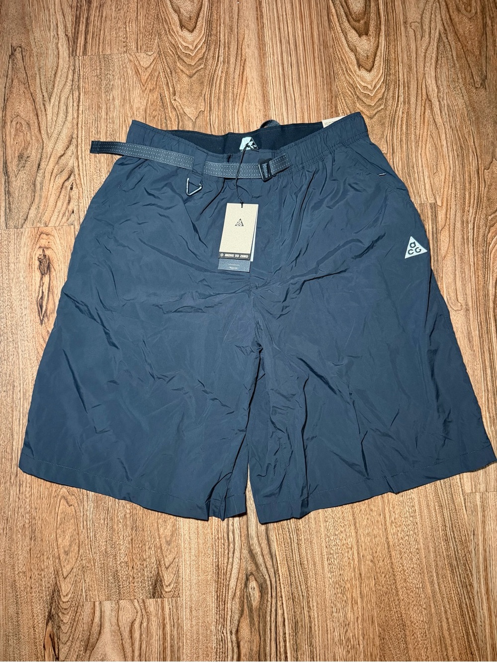 Nike ACG Men’s ORB Weaver Oversized Baggy Shorts HJ2887-010 Size Large NEW